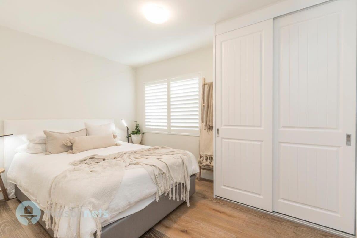 1 Bdrm Manly Beachside Apt With Parking Сідней Екстер'єр фото